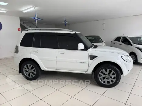 PAJERO TR4 2.0 4X2 16V 140CV FLEX 4P AUTOMÁTICO