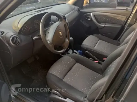 LOGAN - 1.6 EXPRESSION 16V 4P AUTOMÁTICO