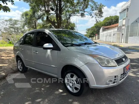 FORD FIESTA 1.6 MPI 8V 4 portas