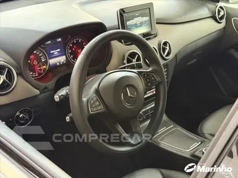 B 200 1.6 SPORT TURBO FLEX 4P AUTOMÁTICO