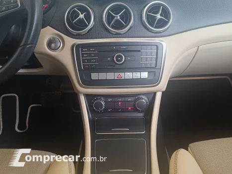 GLA 200 1.6 CGI STYLE 7G-DCT