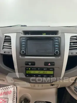 HILUX SW4 2.7 VVT-I SRV 7L 4X4