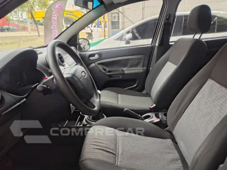 FIESTA 1.6 ROCAM SE SEDAN 8V