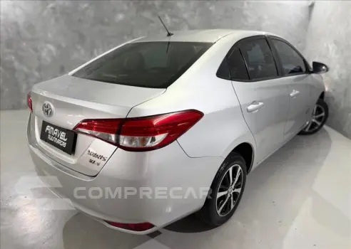 YARIS 1.5 16V Sedan XLS Connect