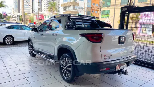 FIAT TORO 2.0 16V TURBO RANCH 4WD AT9