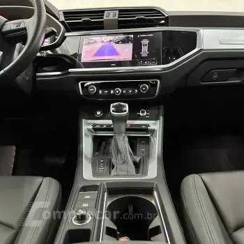 Q3 Performance 2.0 TFSI Tiptr. Quattro