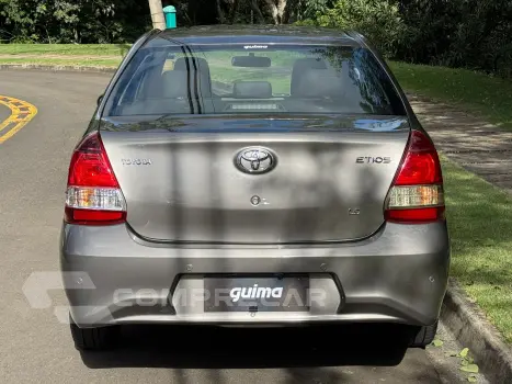 ETIOS 1.5 X Plus Sedan 16V
