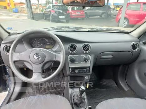 CELTA 1.0 MPFI Life 8V