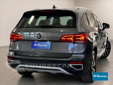 TAOS 1.4 250 TSI TOTAL FLEX HIGHLINE AUTOMÁTICO