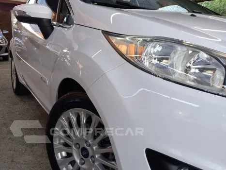 Fiesta 1.6 Titanium Hatch 16V Flex 4P Automático