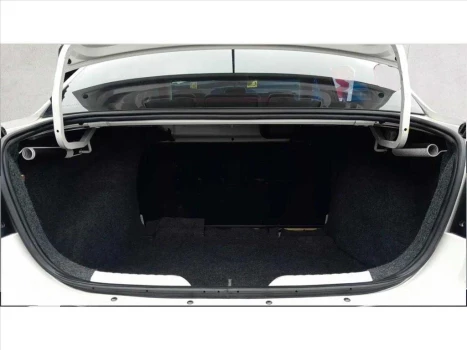 VOYAGE 1.0 12V MPI TOTALFLEX 4P MANUAL
