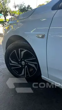 Onix Hatch 1.0 12V 4P FLEX LT