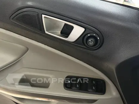 EcoSport TITANIUM 2.0 16V Flex 5p Aut.