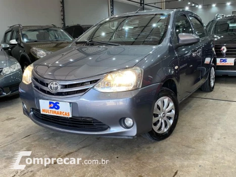 Toyota ETIOS HATCH - 1.3 X 16V 4P MANUAL 4 portas