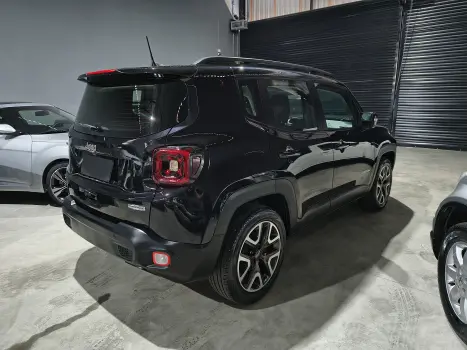 RENEGADE 1.8 16V Longitude