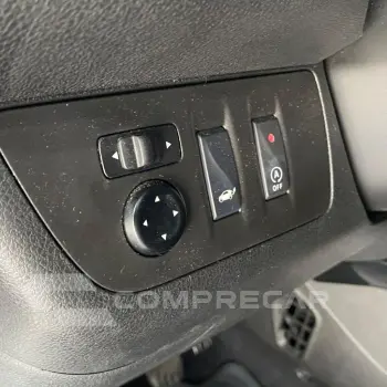 KWID OUTSIDER 1.0 Flex 12V 5p Mec.