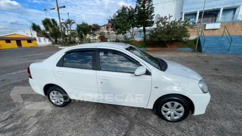 ETIOS 1.5 XS Sedan 16V