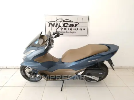 PCX 160 DLX
