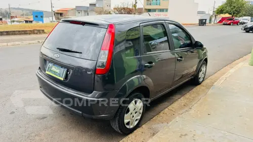 FIESTA 1.6 MPI Class Hatch 8V