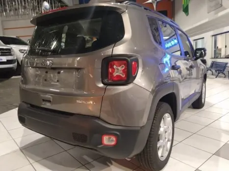 RENEGADE 1.3 T270 TURBO FLEX LONGITUDE AT6