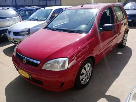 CHEVROLET CORSA HATCH - 1.4 MPFI MAXX 8V 4P MANUAL 4 portas