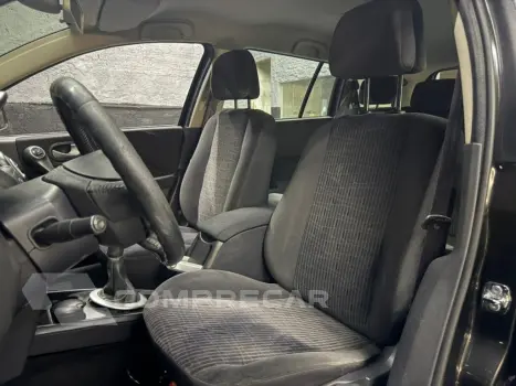 MEGANE 1.6 DYNAMIQUE GRAND TOUR 16V FLEX 4P MANUAL