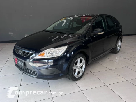 Focus Hatch GLX 1.6 8V (Flex)