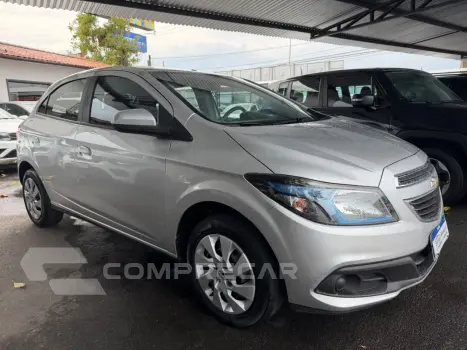 Onix Hatch 1.4 4P FLEX LT