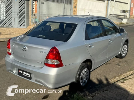 ETIOS 1.5 XS Sedan 16V