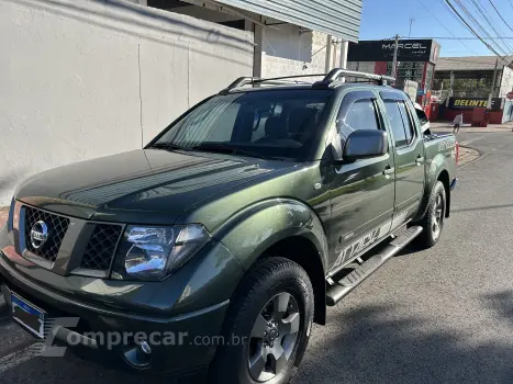 NISSAN FRONTIER 2.5 LE Attack 4X4 CD Turbo Eletronic 4 portas