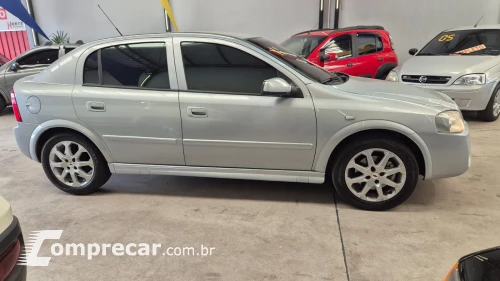 ASTRA 2.0 MPFI Advantage 8V