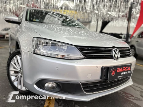 JETTA 2.0 TSI HIGHLINE 200CV GASOLINA 4P TIPTRONIC