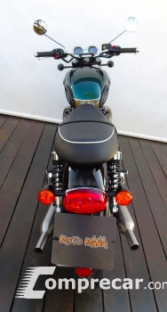 TRIUMPH BONNEVILLE T100 900
