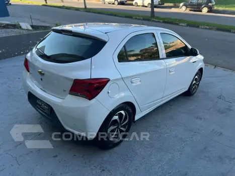 ONIX HATCH LT 1.0 8V FlexPower 5p Mec.