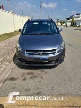 J6 2.0 16V 7 Lugares