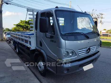 Accelo 915C + Carroceria