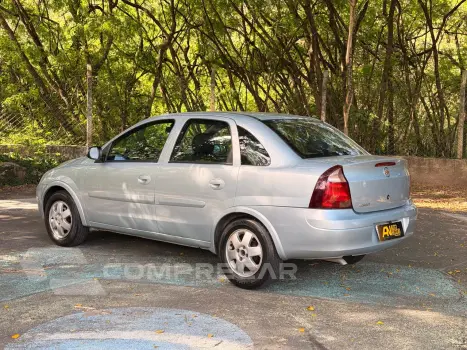 CORSA 1.4 MPFI Premium Sedan 8V