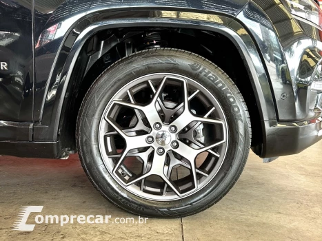 COMMANDER 1.3 T270 TURBO FLEX OVERLAND AT6