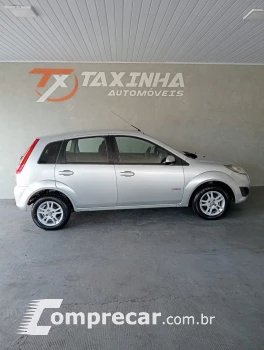 FIESTA 1.6 MPI Class Hatch 8V