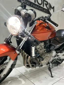 HORNET 600
