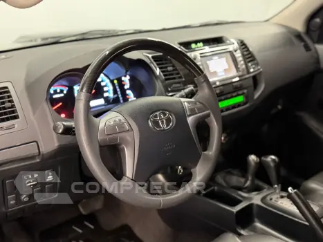 HILUX SW4 3.0 SRV 4X4 7 LUGARES 16V TURBO INTERCOOLER DIESEL