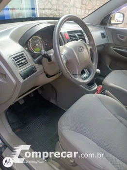 TUCSON 2.0 MPFI GL 16V 142cv 2WD