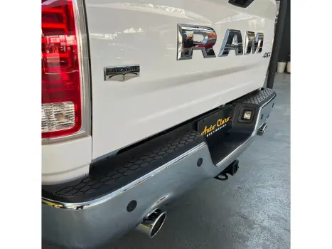 CLASSIC 5.7 V8 GASOLINA LARAMIE CD 4X4 AUTOMÁTICO