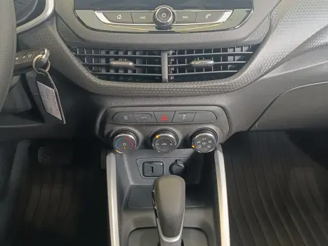 ONIX 1.0 TURBO LT AUTOMÁTICO