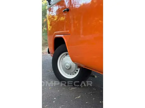 KOMBI 1.6 STD 8V GASOLINA 3P MANUAL