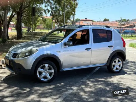 Renault SANDERO 1.6 STEPWAY 16V FLEX 4P MANUAL 4 portas
