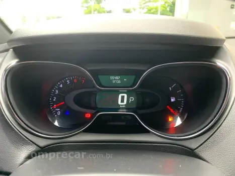 CAPTUR Intense Bose 1.6 16V Flex 5p Aut.