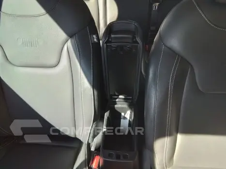 RENEGADE 1.3 T270 TURBO FLEX LONGITUDE AT6