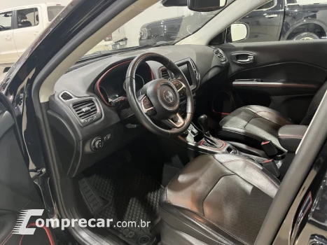 COMPASS 2.0 16V Trailhawk 4X4