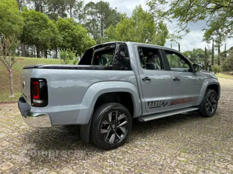 AMAROK 3.0 V6 TDI DIESEL BARRETOS 70 ANOS CD 4MOTION AUTOMÁT